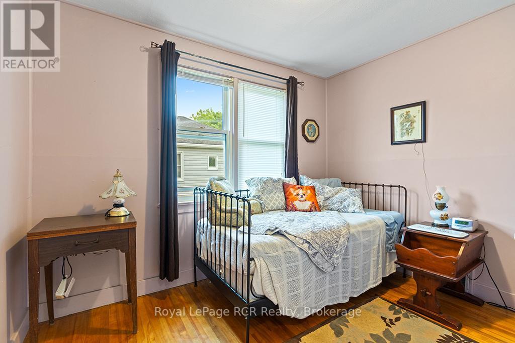 












57 7TH ST SE STREET

,
Arran-Elderslie,




Ontario
N0G1L0

