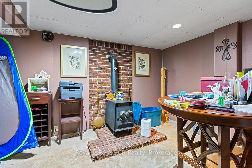 












57 7TH ST SE STREET

,
Arran-Elderslie,




Ontario
N0G1L0

