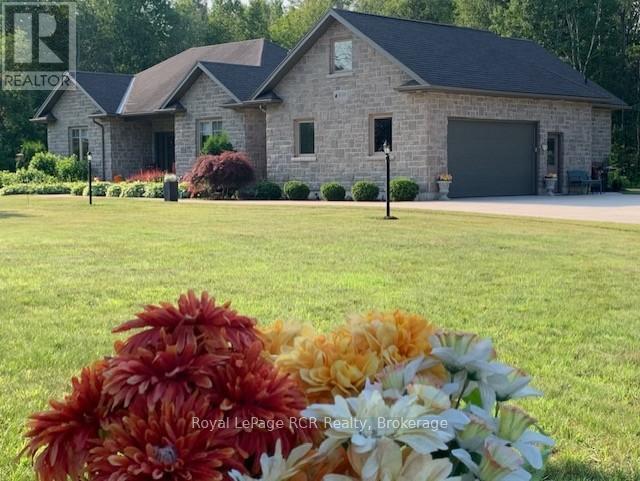 












1626 SILVER LAKE RD ROAD

,
South Bruce Peninsula,




Ontario
N0H2T0

