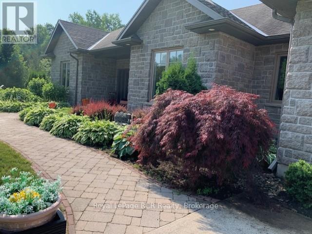 












1626 SILVER LAKE RD ROAD

,
South Bruce Peninsula,




Ontario
N0H2T0

