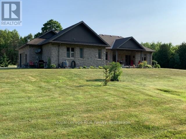 












1626 SILVER LAKE RD ROAD

,
South Bruce Peninsula,




Ontario
N0H2T0

