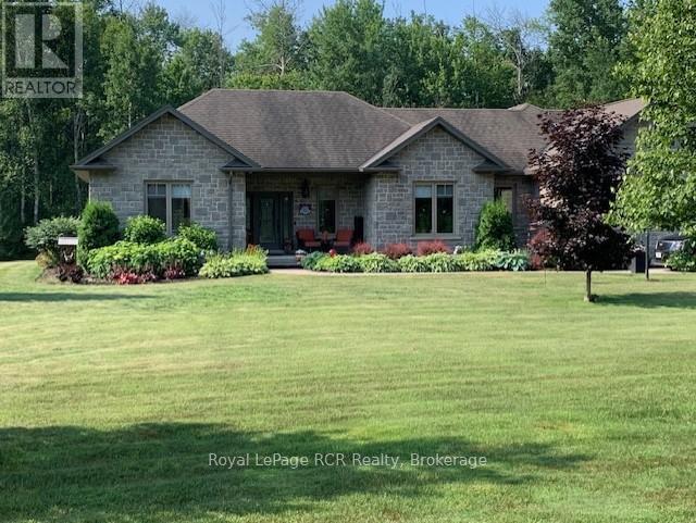 












1626 SILVER LAKE RD ROAD

,
South Bruce Peninsula,




Ontario
N0H2T0

