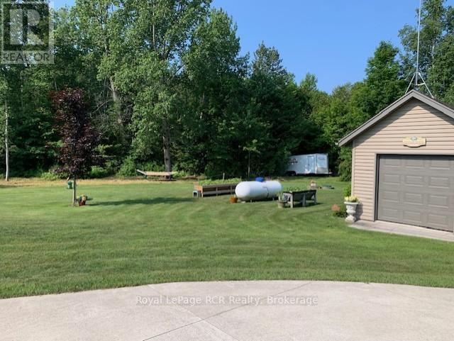 












1626 SILVER LAKE RD ROAD

,
South Bruce Peninsula,




Ontario
N0H2T0

