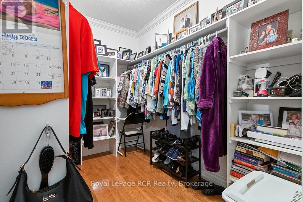 












1626 SILVER LAKE RD ROAD

,
South Bruce Peninsula,




Ontario
N0H2T0

