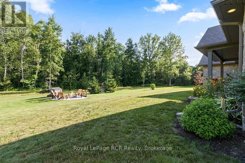 












1626 SILVER LAKE RD ROAD

,
South Bruce Peninsula,




Ontario
N0H2T0

