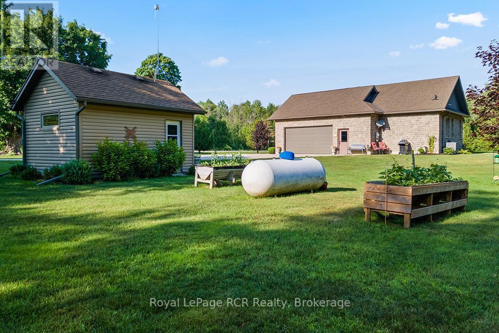 












1626 SILVER LAKE RD ROAD

,
South Bruce Peninsula,




Ontario
N0H2T0

