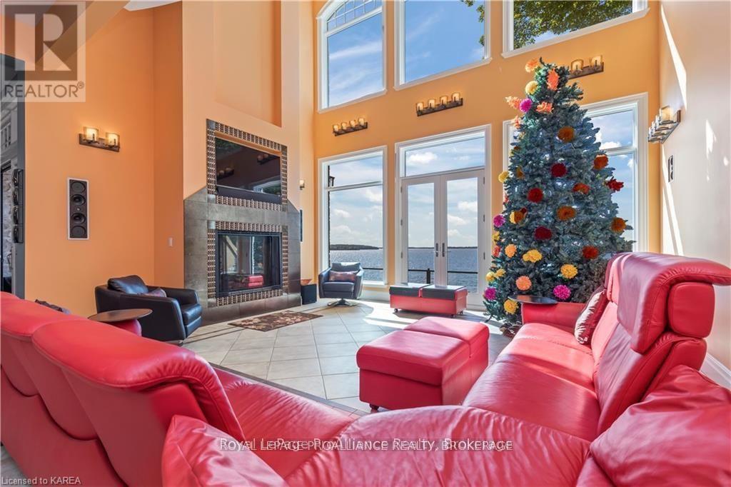 












1618 ST LAWRENCE AVENUE

,
Kingston (Kingston East (Incl CFB Kingston)),




Ontario
K7L4V1

