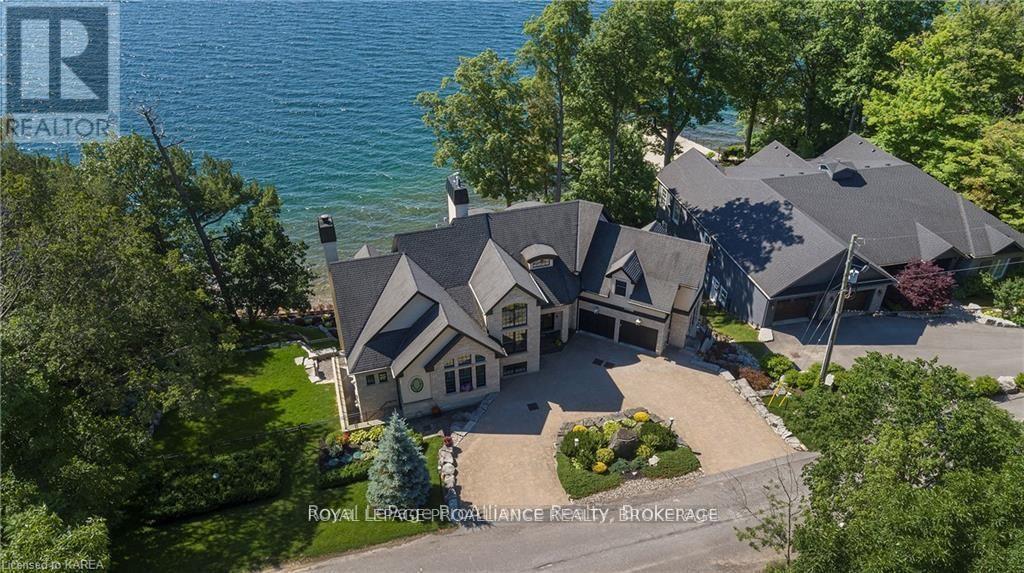 












1618 ST LAWRENCE AVENUE

,
Kingston (Kingston East (Incl CFB Kingston)),




Ontario
K7L4V1

