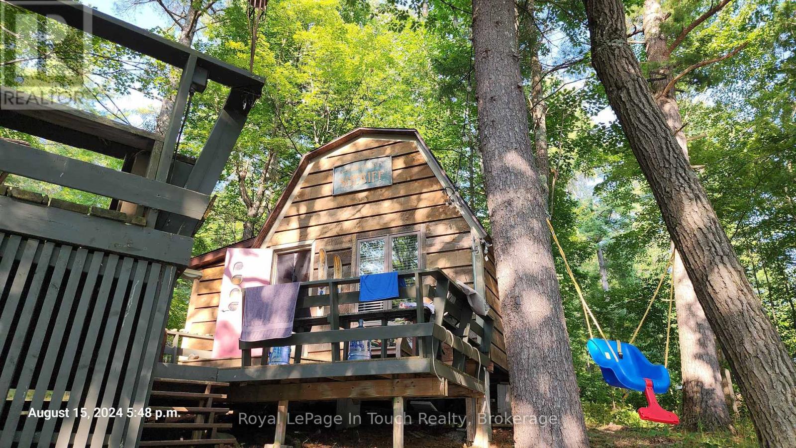 












21 SEVERN RIVER SR406

,
Muskoka Lakes (Wood (Muskoka Lakes)),




Ontario
L0K1E0

