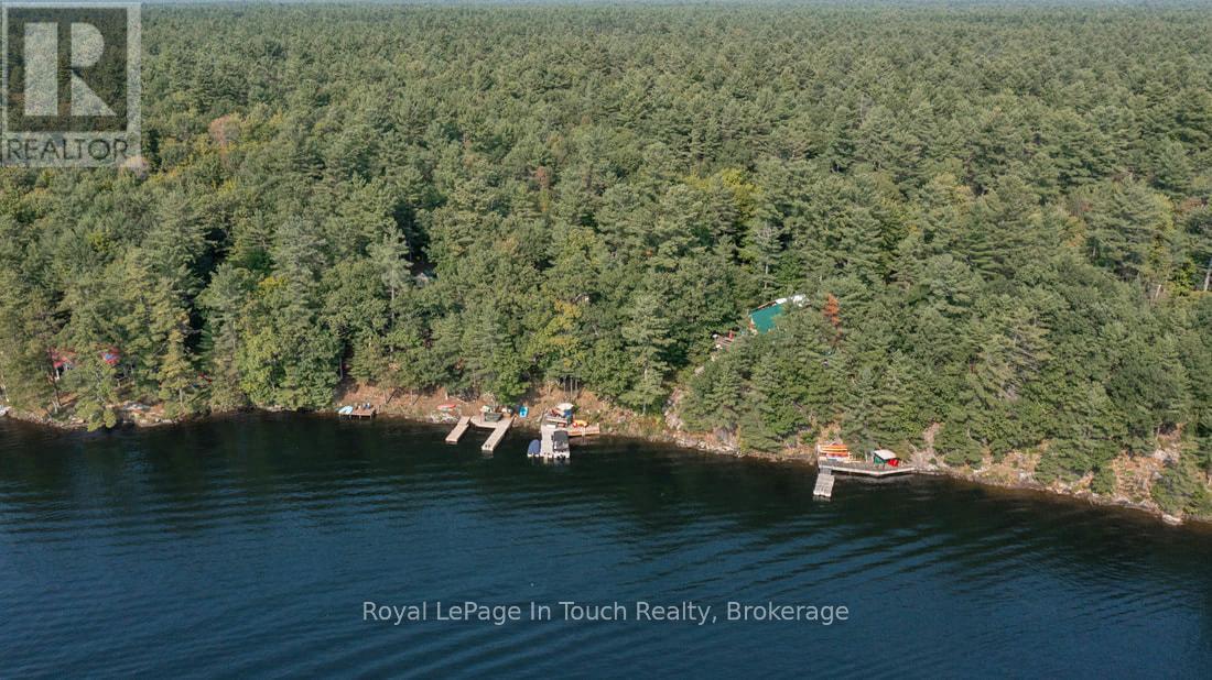 












21 SEVERN RIVER SR406

,
Muskoka Lakes (Wood (Muskoka Lakes)),




Ontario
L0K1E0

