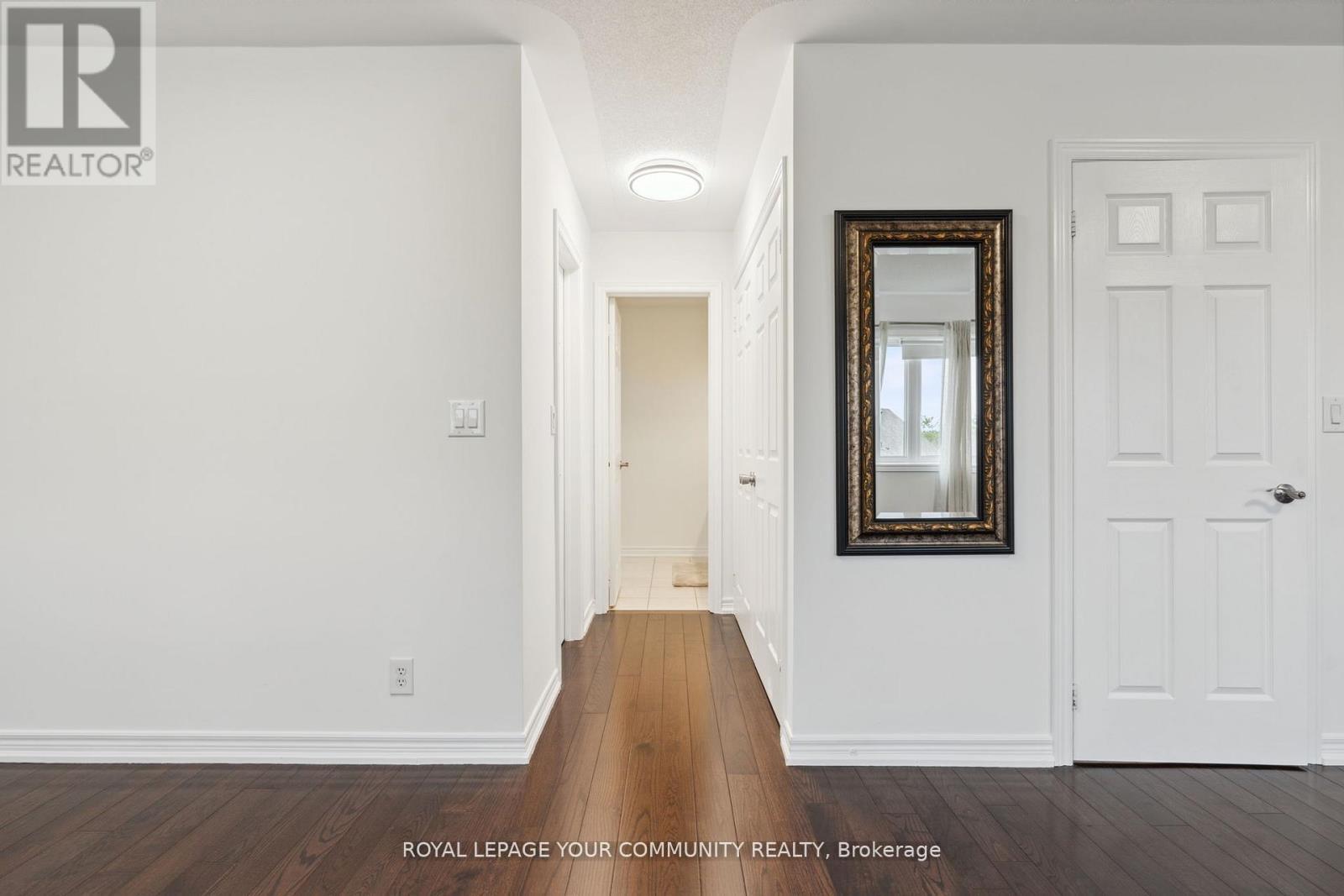 












26 IVY JAY CRESCENT

,
Aurora,




Ontario
L4G0E6

