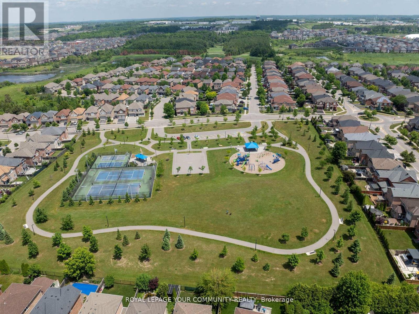 












26 IVY JAY CRESCENT

,
Aurora,




Ontario
L4G0E6

