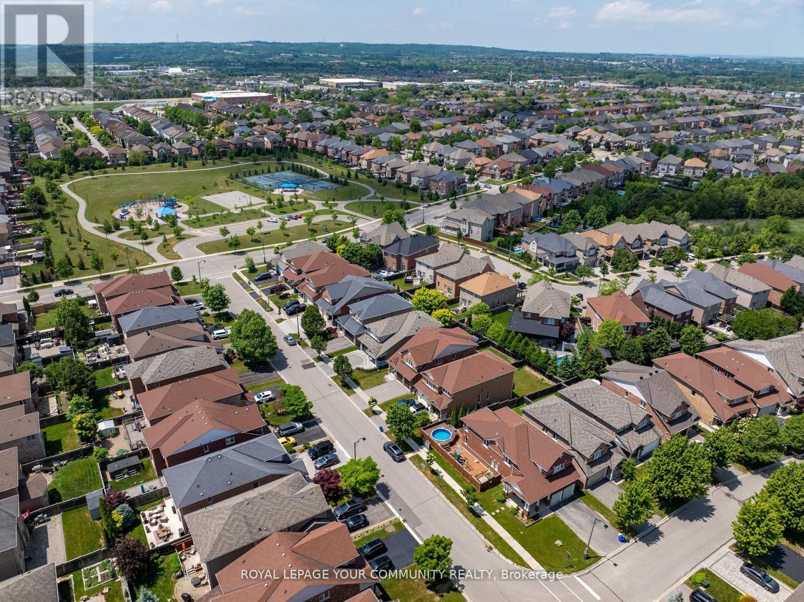












26 IVY JAY CRESCENT

,
Aurora,




Ontario
L4G0E6

