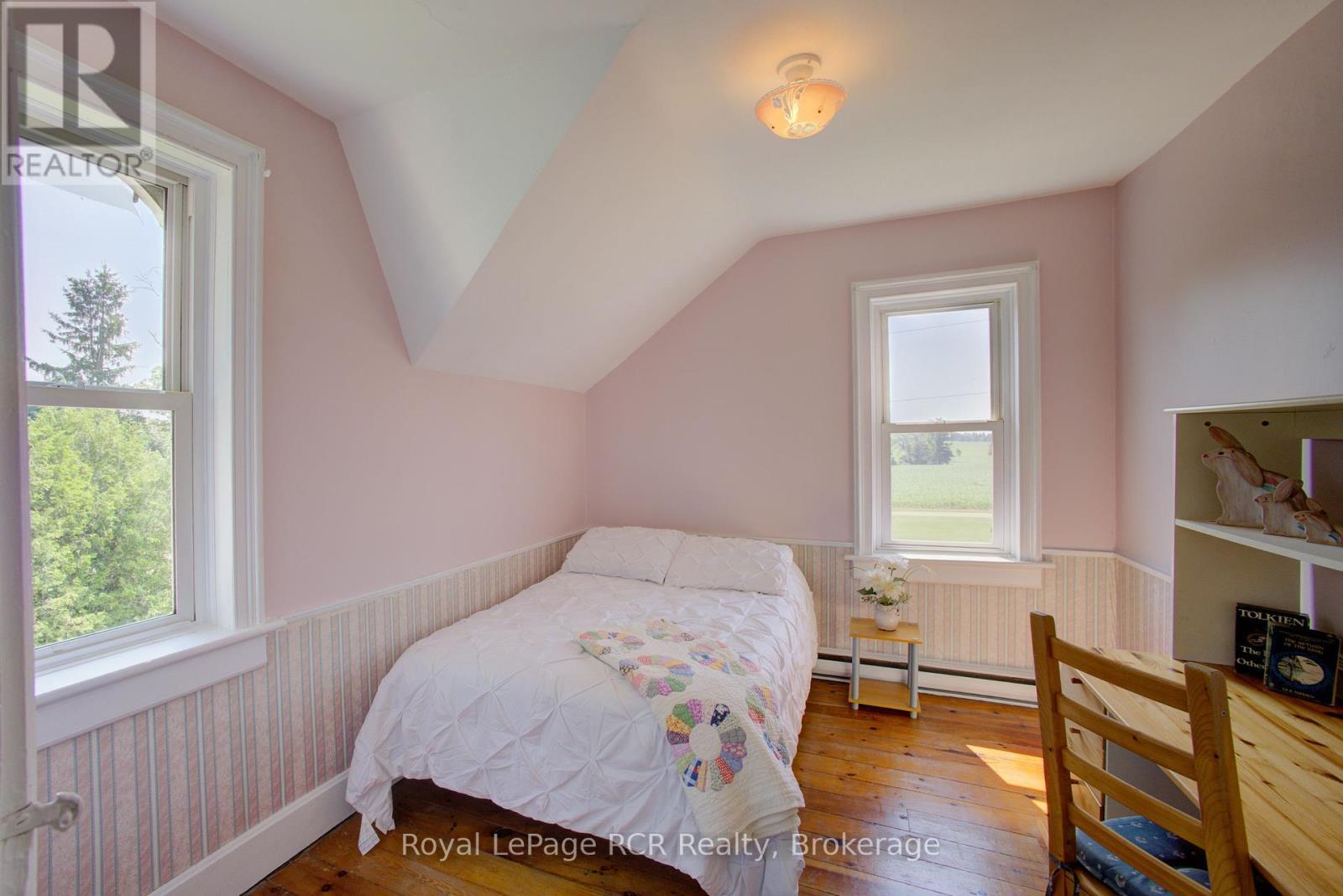 












7120 SIXTH LINE

,
Centre Wellington,




Ontario
N0B1J0

