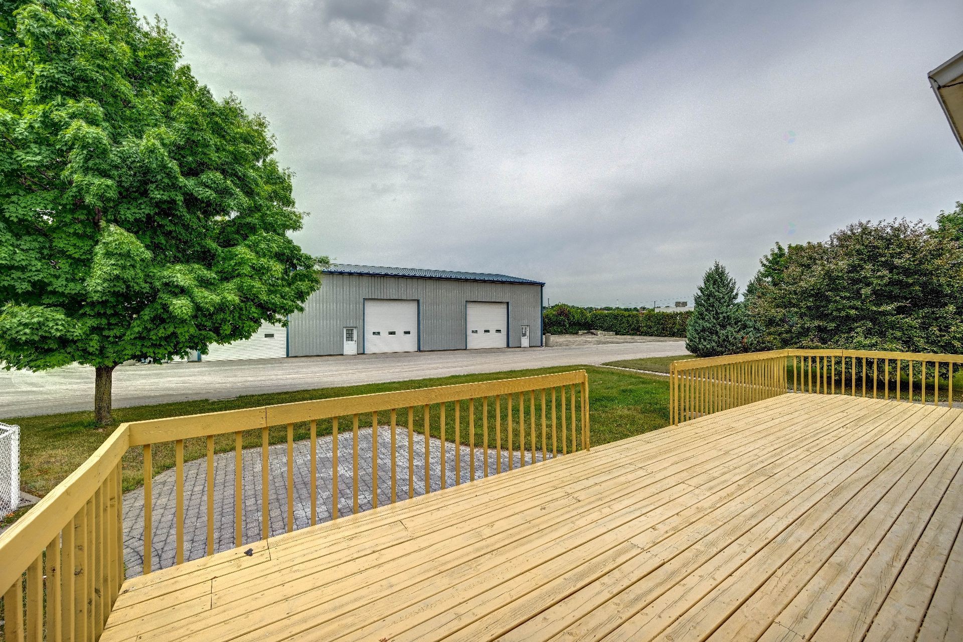 









120


Ch. de la Côte S.

,
Boisbriand,




QC
J7E4H5

