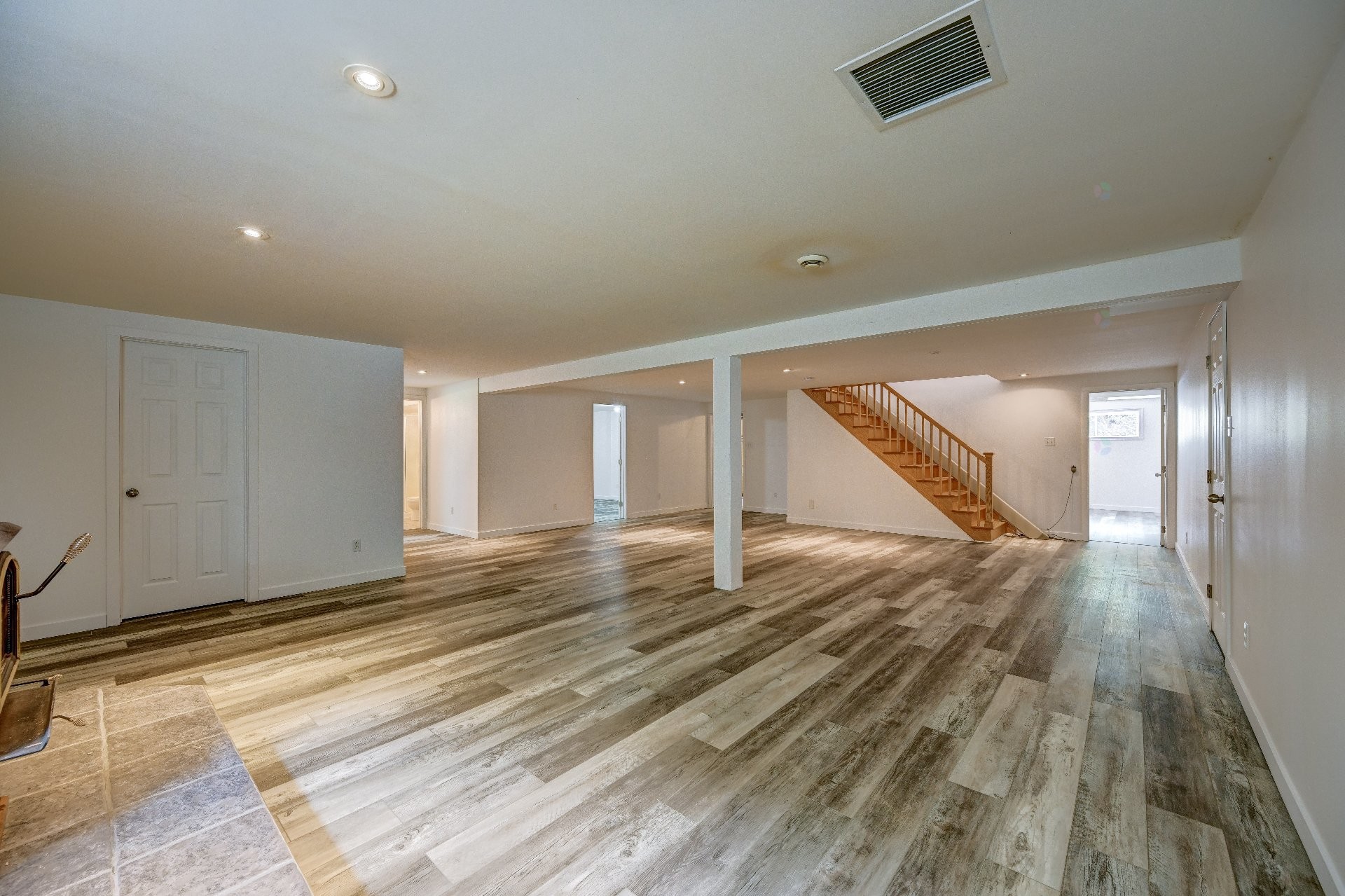 









120


Ch. de la Côte S.

,
Boisbriand,




QC
J7E4H5

