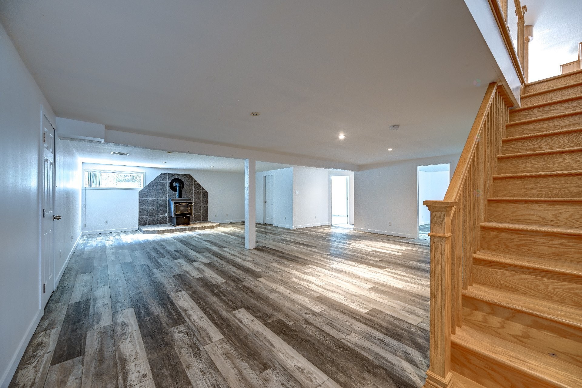 









120


Ch. de la Côte S.

,
Boisbriand,




QC
J7E4H5

