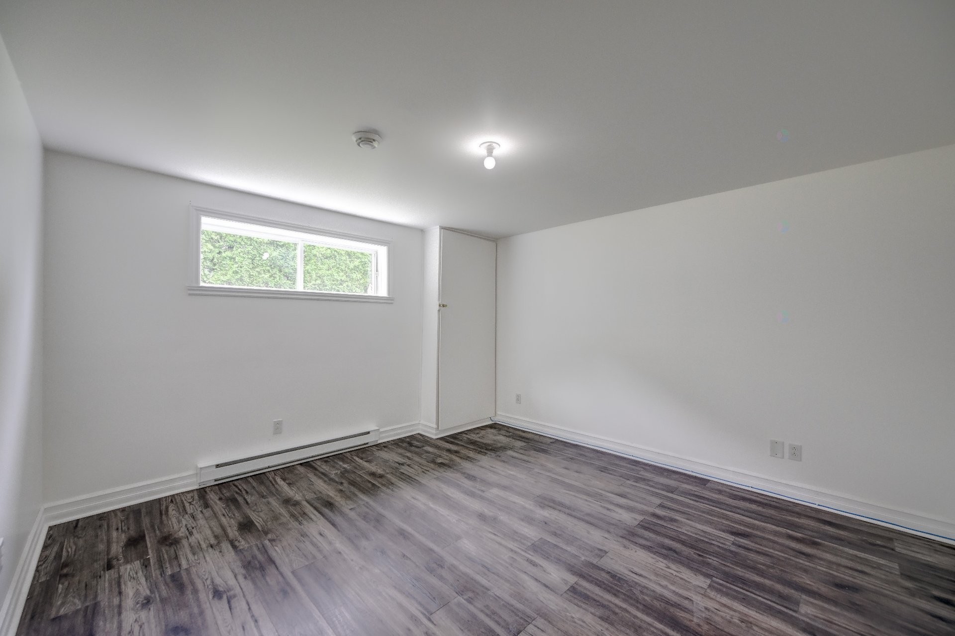 









120


Ch. de la Côte S.

,
Boisbriand,




QC
J7E4H5

