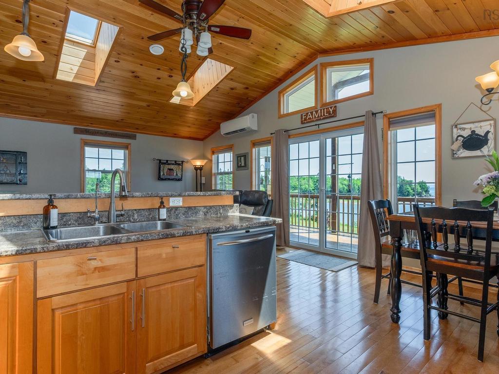 












1280 Big Harbour Island Road

,
River Denys,




NS
B0E 2Y0

