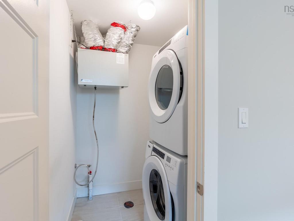 












46 Titanium Crescent

,
Halifax,




NS
B3P 0J3

