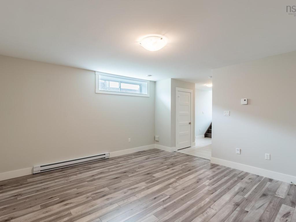 












46 Titanium Crescent

,
Halifax,




NS
B3P 0J3

