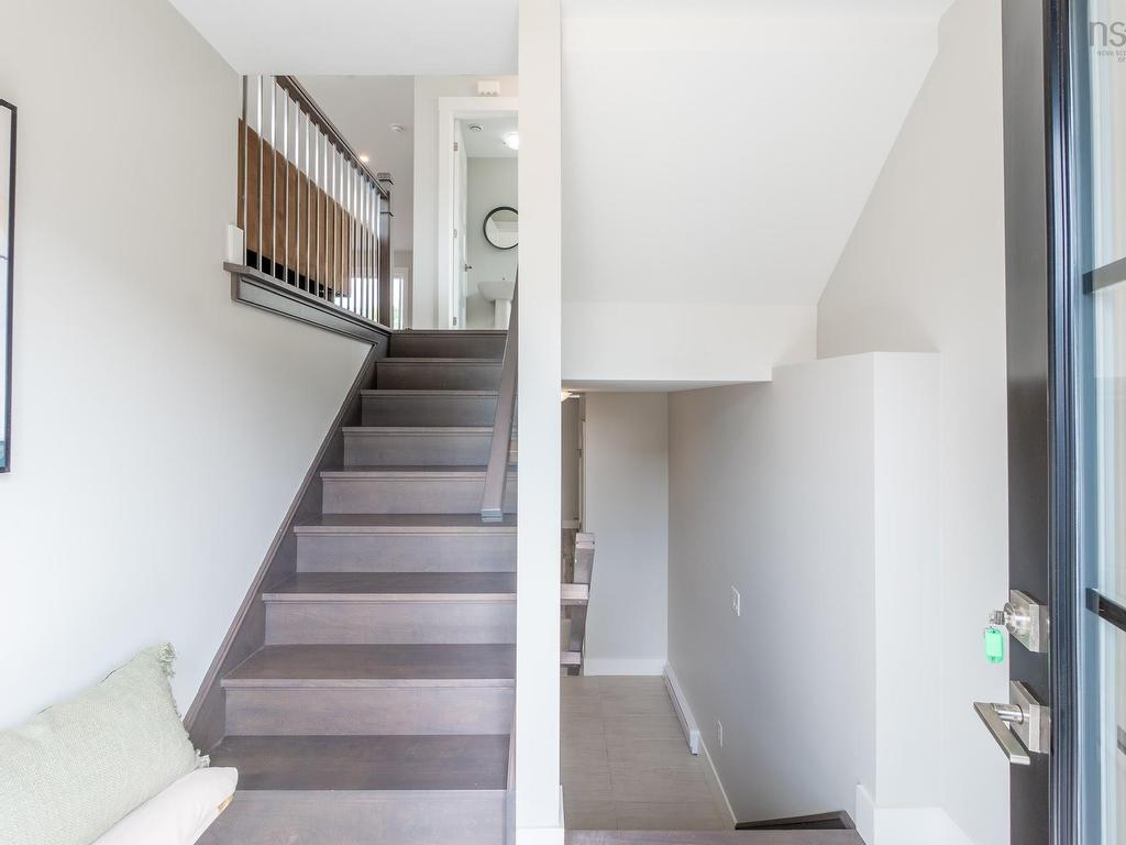 












46 Titanium Crescent

,
Halifax,




NS
B3P 0J3

