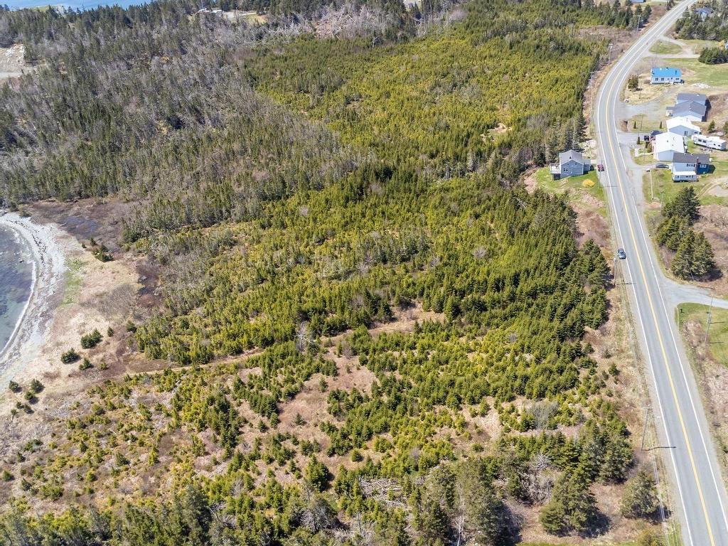 












Highway 7

,
Ecum Secum,







NS
B0J 2A0


