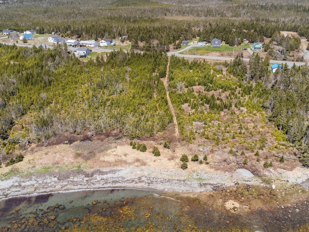 












Highway 7

,
Ecum Secum,







NS
B0J 2A0

