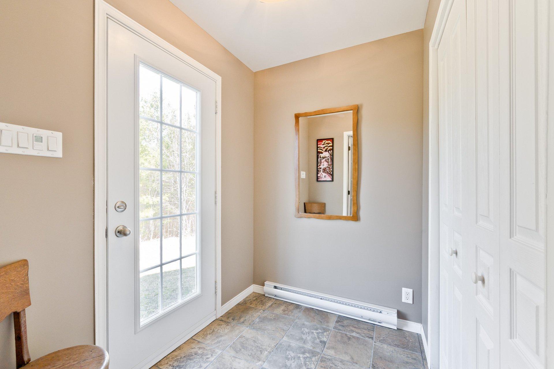 









1065


Rue du Val-des-Pruches

,
Sherbrooke (Brompton/Rock Forest/Saint-Élie/Deauville),




QC
J1N0A1

