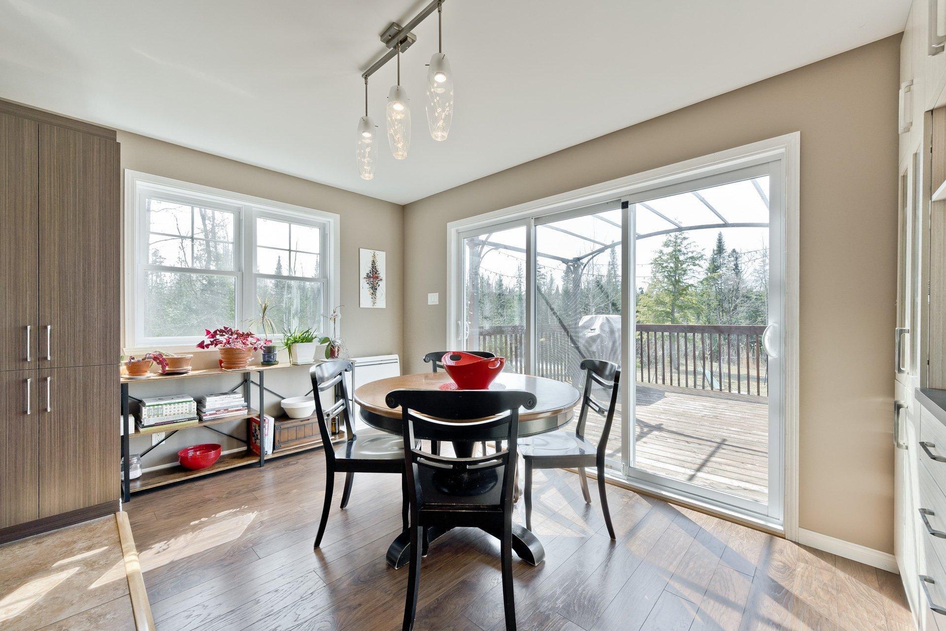 









1065


Rue du Val-des-Pruches

,
Sherbrooke (Brompton/Rock Forest/Saint-Élie/Deauville),




QC
J1N0A1

