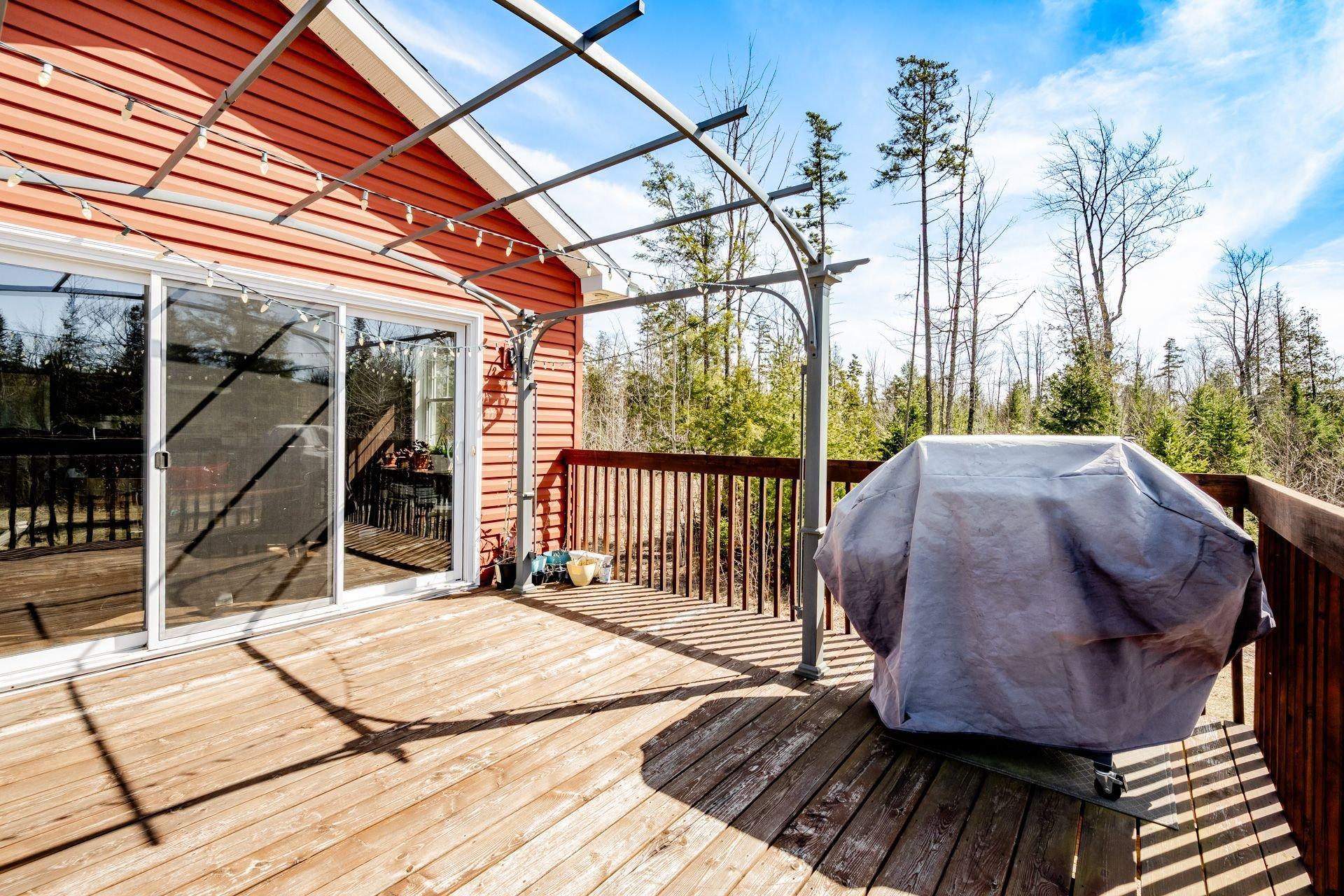 









1065


Rue du Val-des-Pruches

,
Sherbrooke (Brompton/Rock Forest/Saint-Élie/Deauville),




QC
J1N0A1

