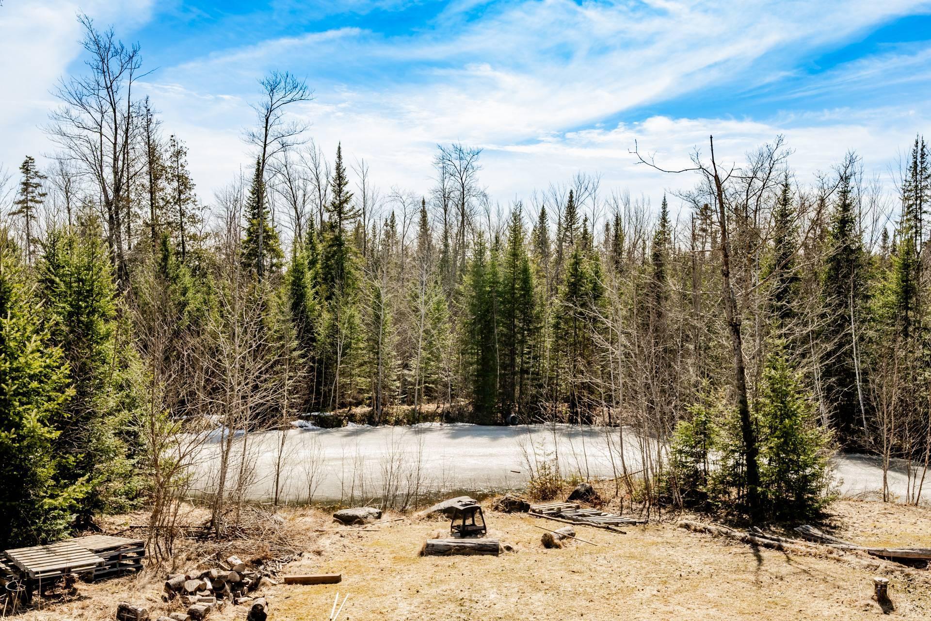 









1065


Rue du Val-des-Pruches

,
Sherbrooke (Brompton/Rock Forest/Saint-Élie/Deauville),




QC
J1N0A1

