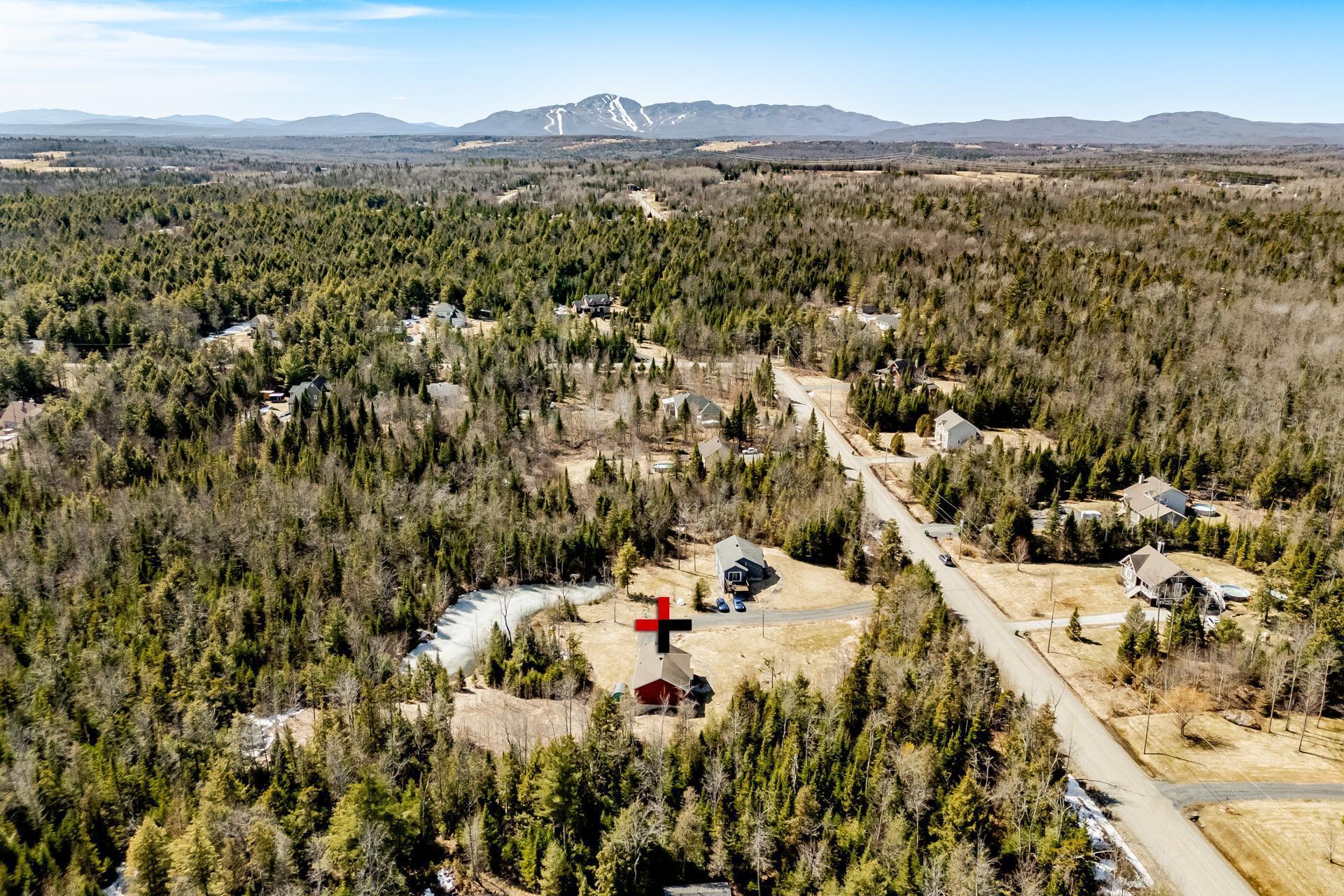 









1065


Rue du Val-des-Pruches

,
Sherbrooke (Brompton/Rock Forest/Saint-Élie/Deauville),




QC
J1N0A1

