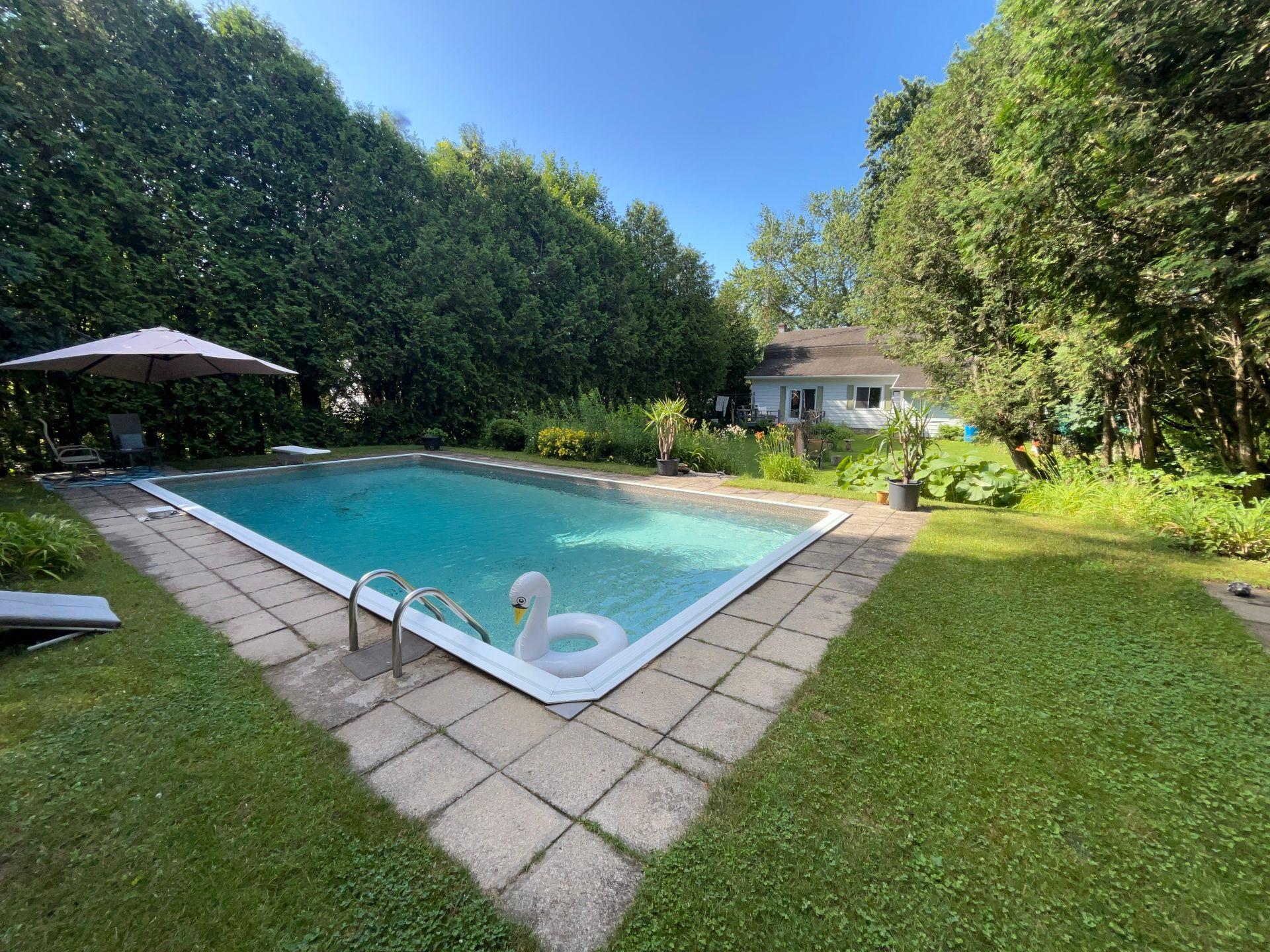 









622


Route des Outaouais

,
Brownsburg-Chatham,




QC
J8G2H5

