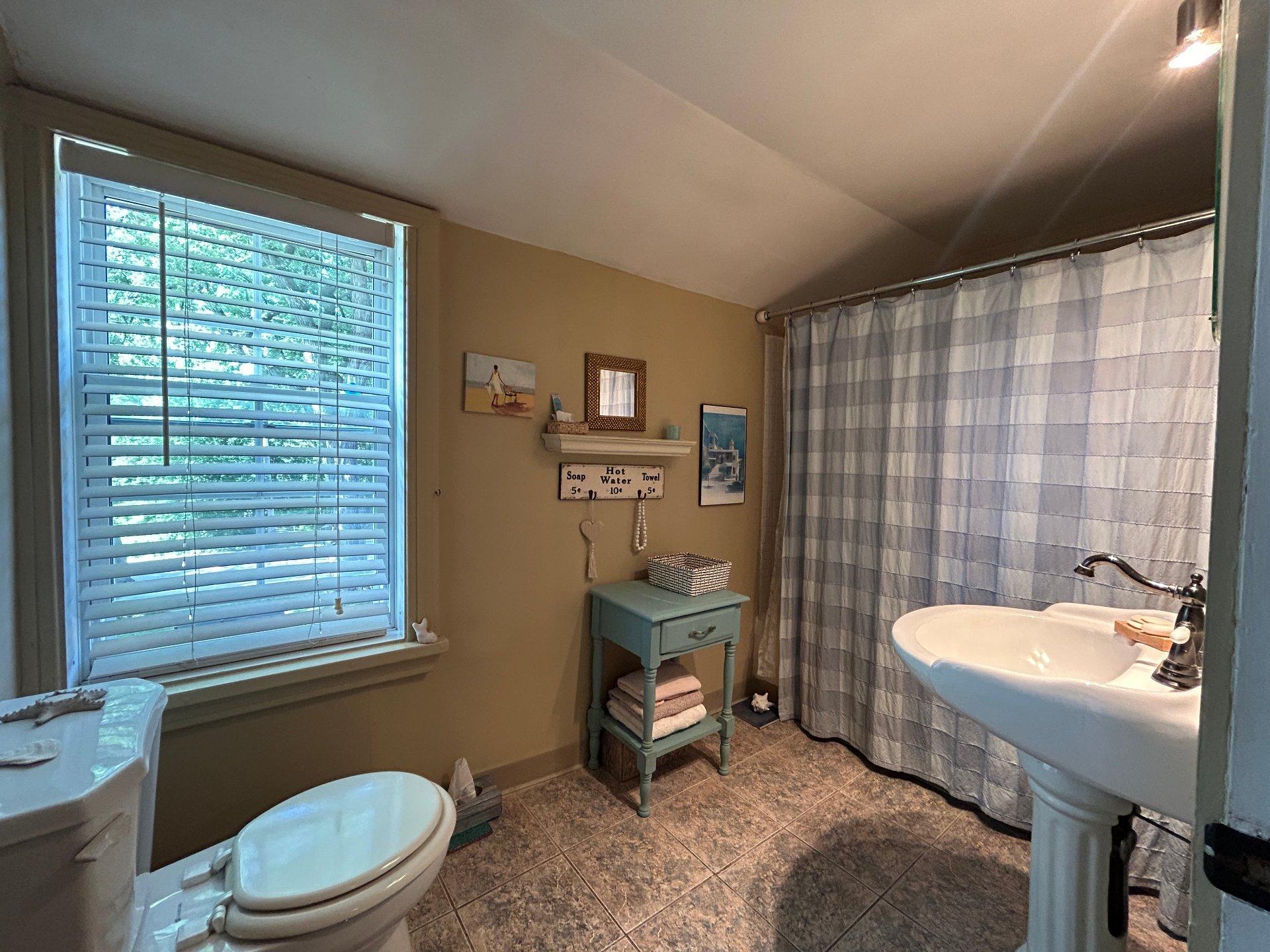 









622


Route des Outaouais

,
Brownsburg-Chatham,




QC
J8G2H5

