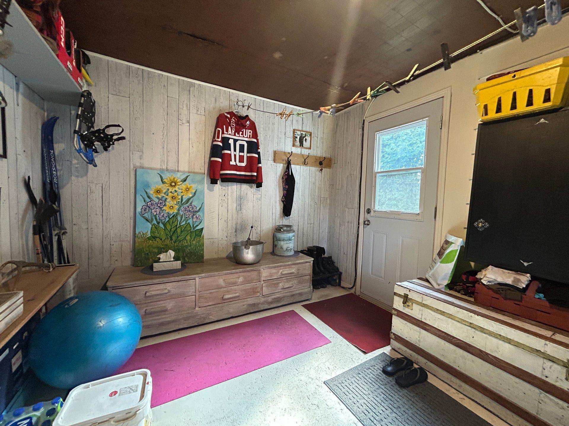 









622


Route des Outaouais

,
Brownsburg-Chatham,




QC
J8G2H5

