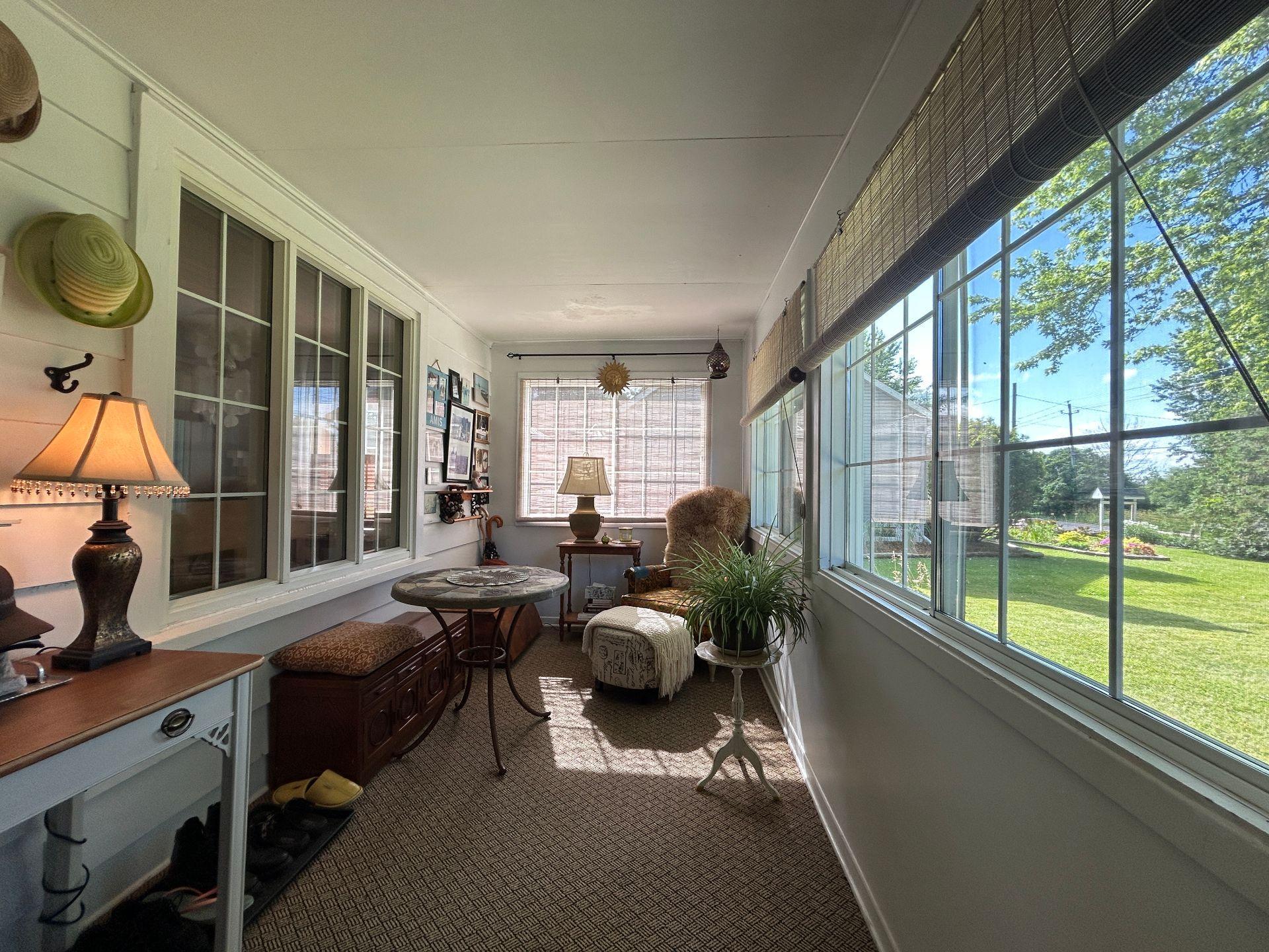 









622


Route des Outaouais

,
Brownsburg-Chatham,




QC
J8G2H5

