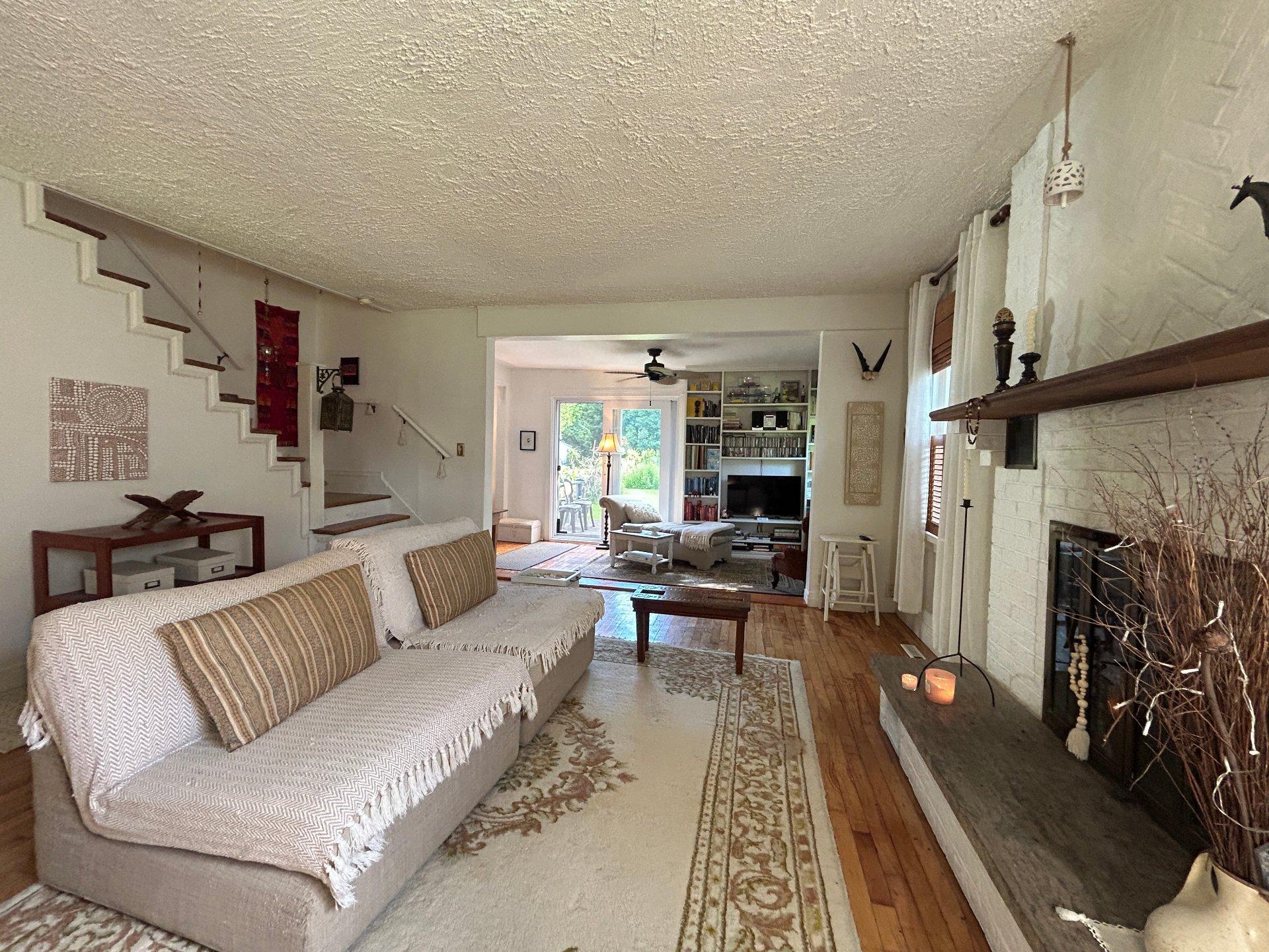 









622


Route des Outaouais

,
Brownsburg-Chatham,




QC
J8G2H5

