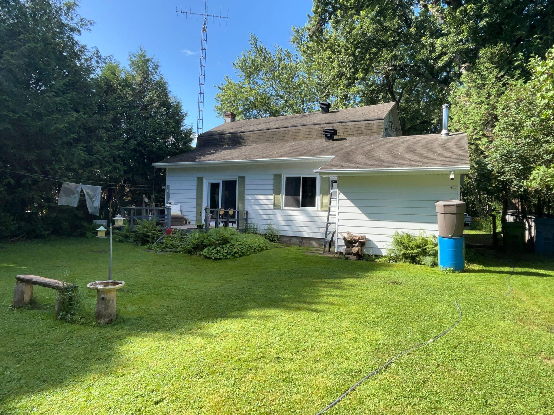 









622


Route des Outaouais

,
Brownsburg-Chatham,




QC
J8G2H5

