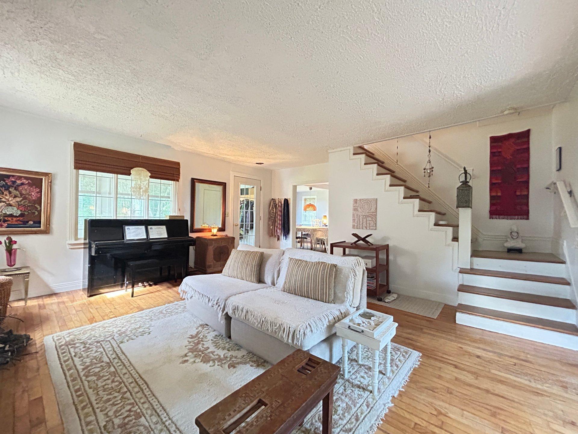 









622


Route des Outaouais

,
Brownsburg-Chatham,




QC
J8G2H5

