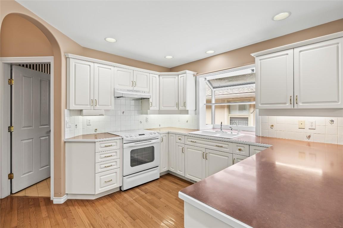 









4003


Gallaghers

Terrace,
Kelowna,




BC
V1W 3Z8

