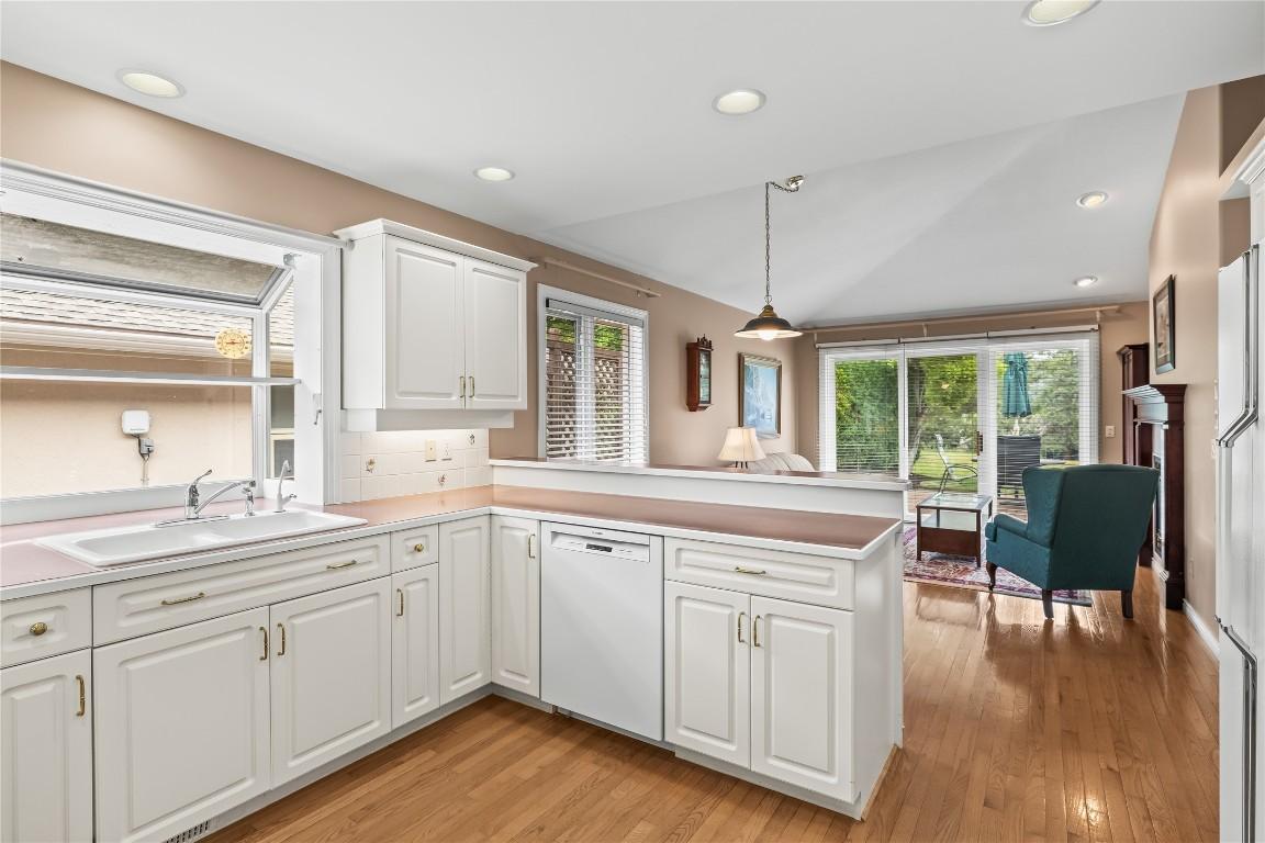 









4003


Gallaghers

Terrace,
Kelowna,




BC
V1W 3Z8

