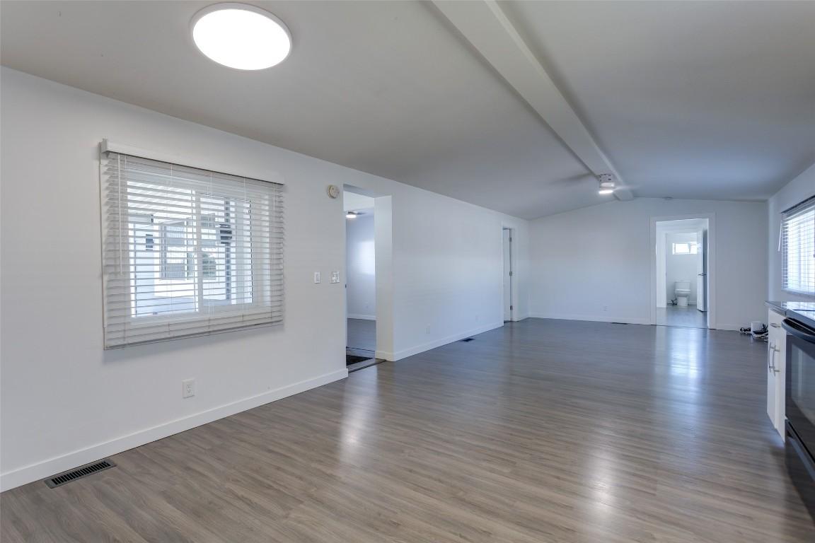 









720


Commonwealth

Road, 62,
Lake Country,




BC
V4V 1R6

