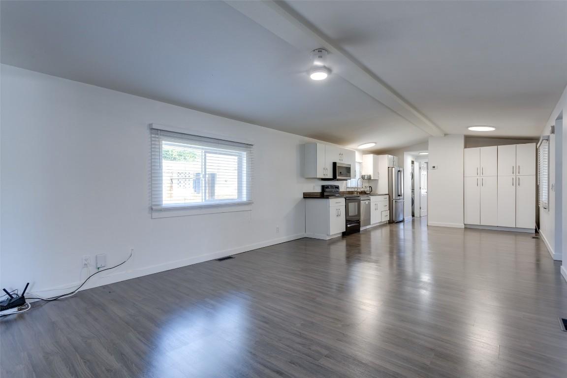 









720


Commonwealth

Road, 62,
Lake Country,




BC
V4V 1R6


