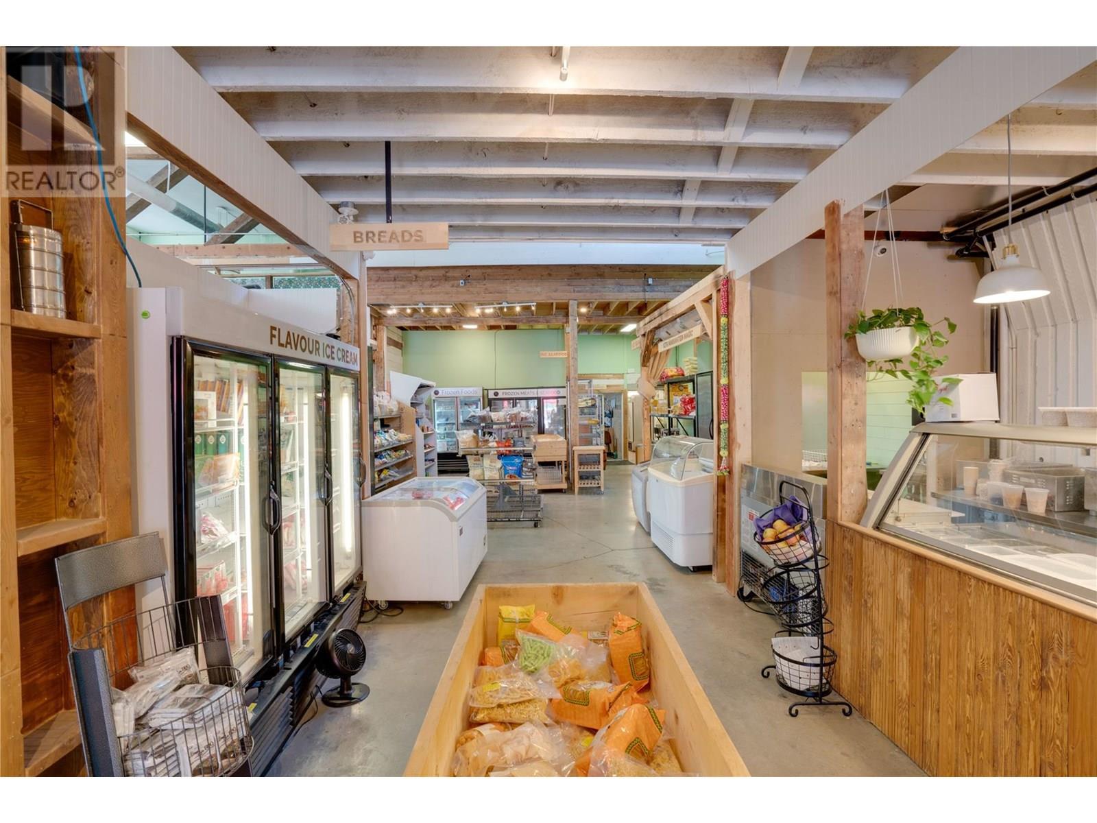 












696 Baker Street

,
Nelson,




British Columbia
V1L4H6

