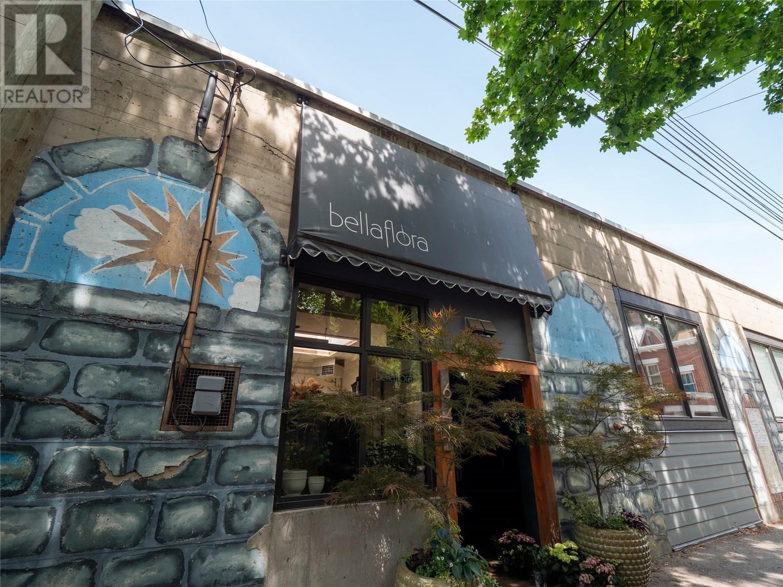 












696 Baker Street

,
Nelson,




British Columbia
V1L4H6

