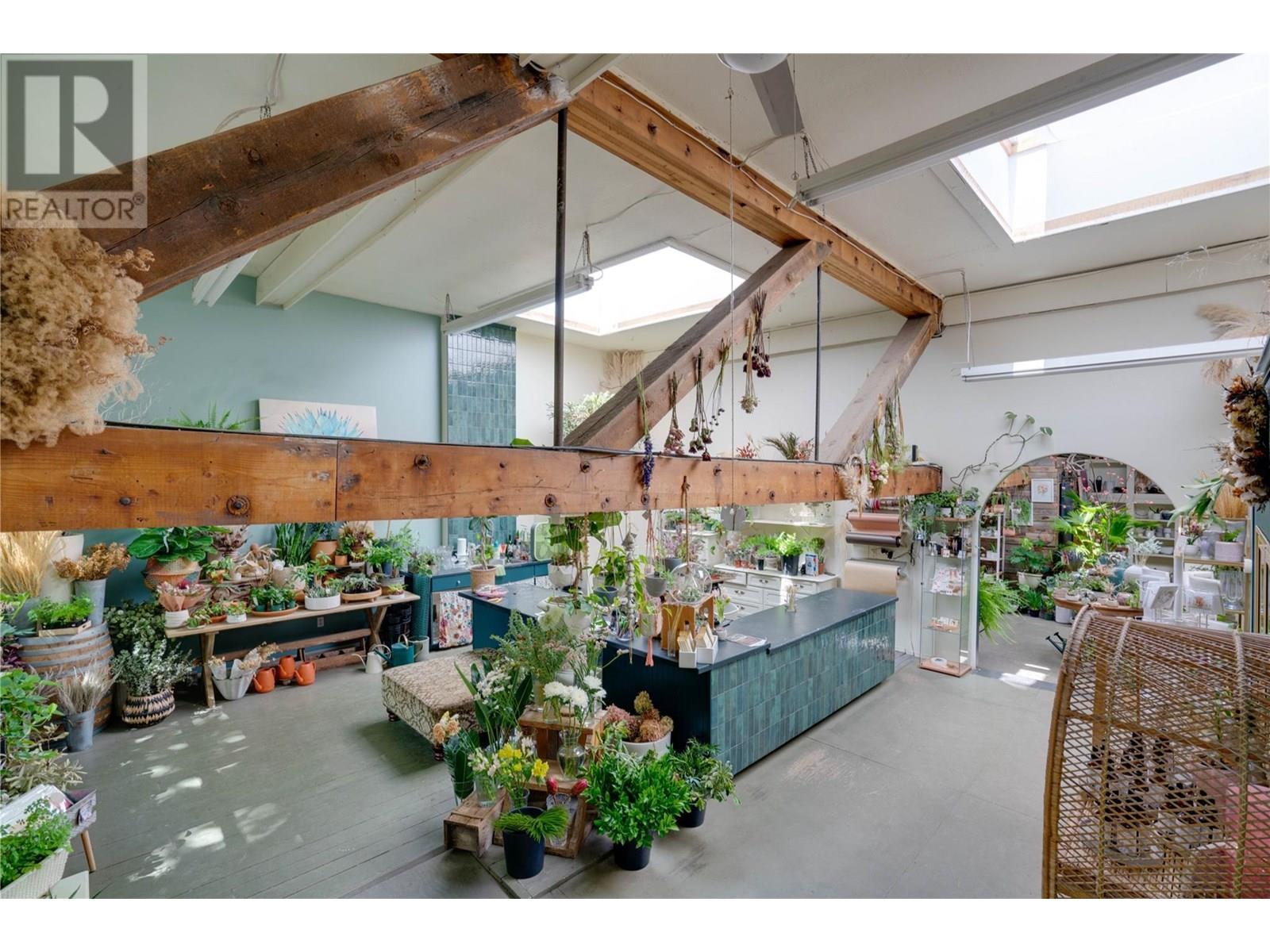 












696 Baker Street

,
Nelson,




British Columbia
V1L4H6

