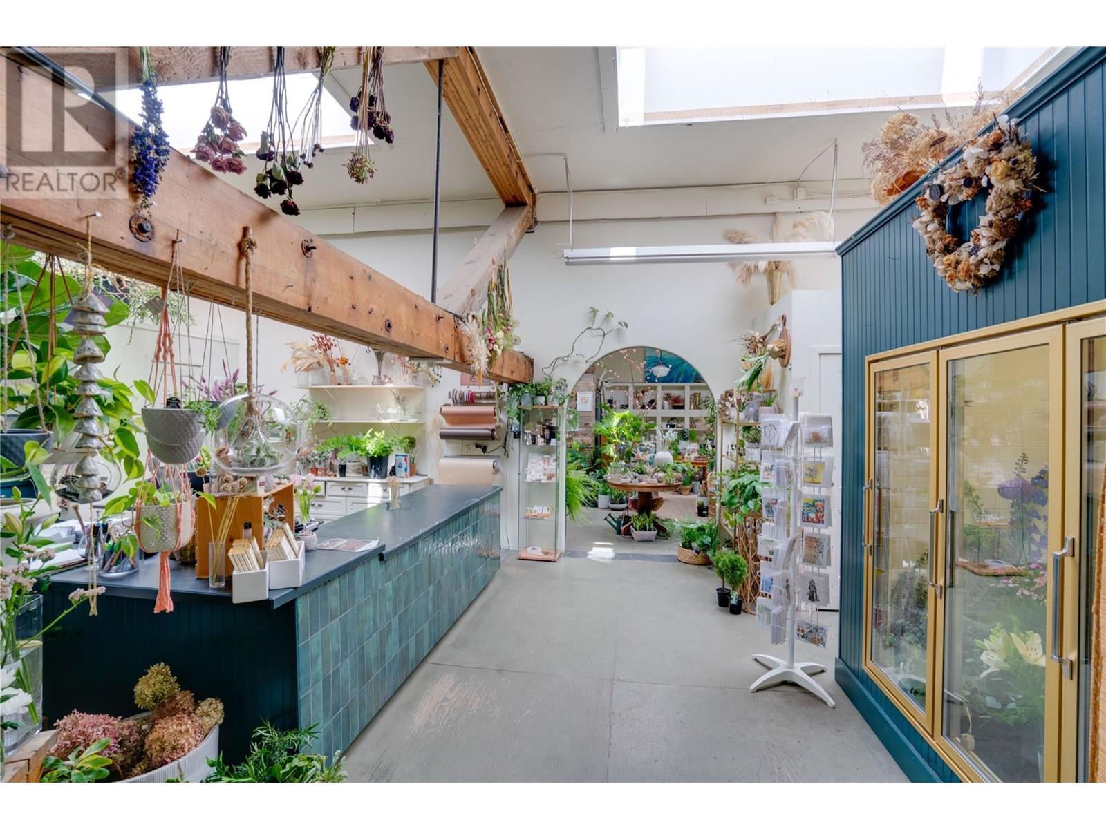 












696 Baker Street

,
Nelson,




British Columbia
V1L4H6

