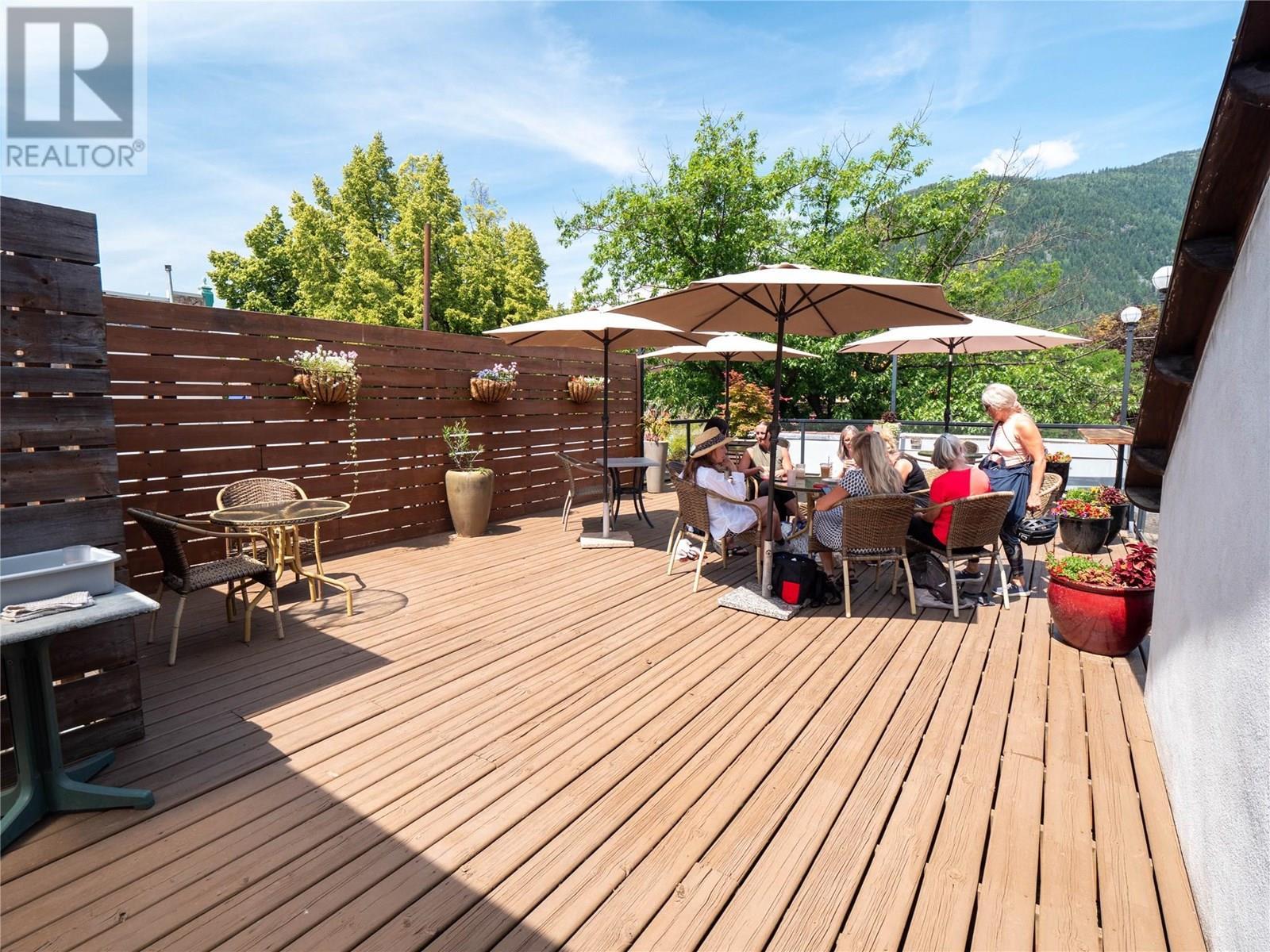 












696 Baker Street

,
Nelson,




British Columbia
V1L4H6

