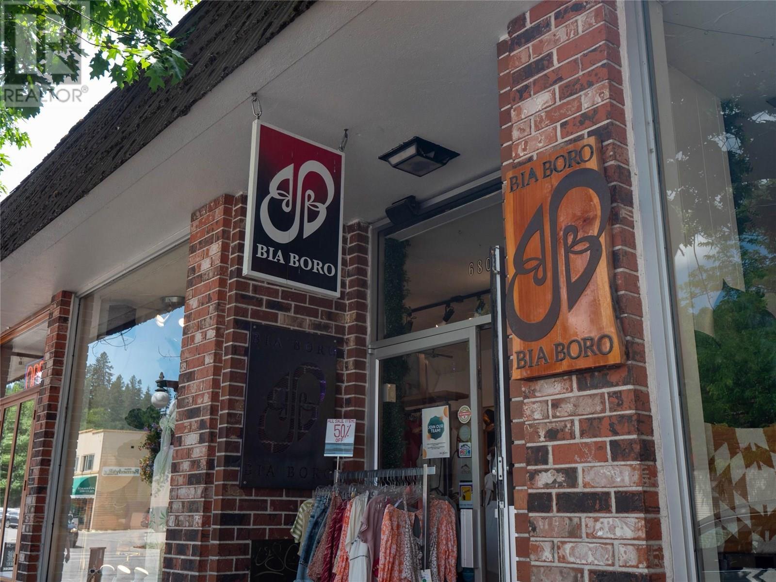 












696 Baker Street

,
Nelson,




British Columbia
V1L4H6

